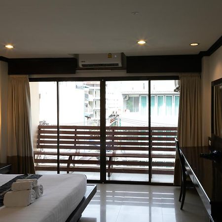 Best Venue Hotel Patong Exterior photo