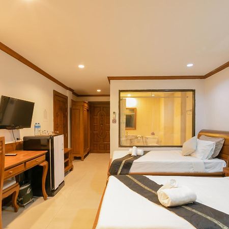 Best Venue Hotel Patong Exterior photo